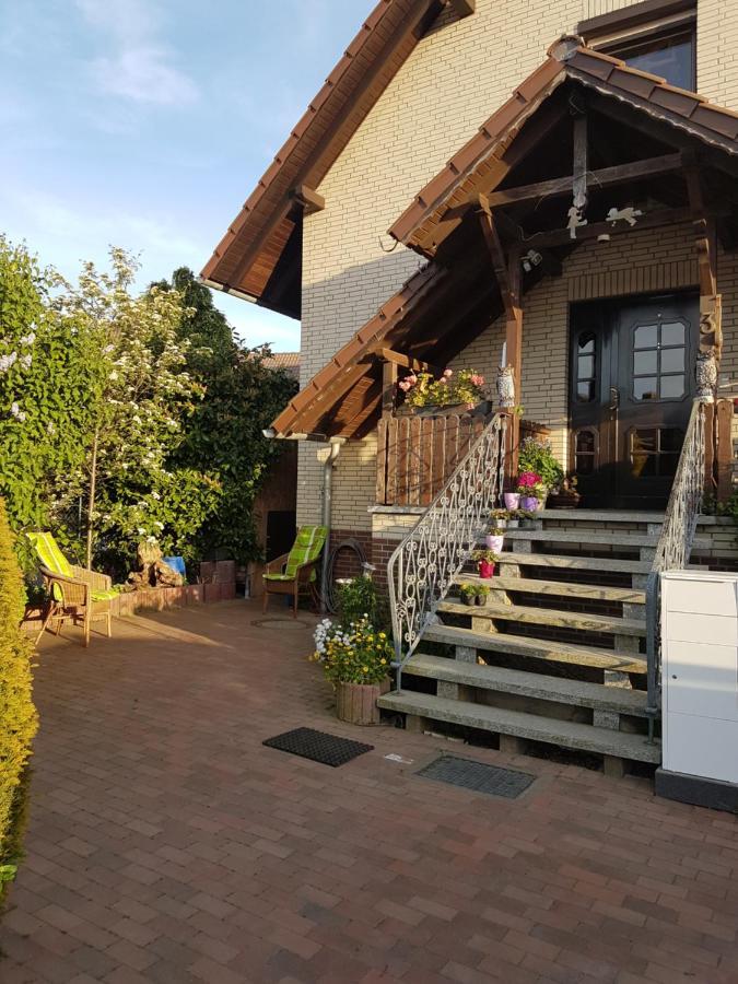 Jakobs Apartment Sehnde Exterior photo